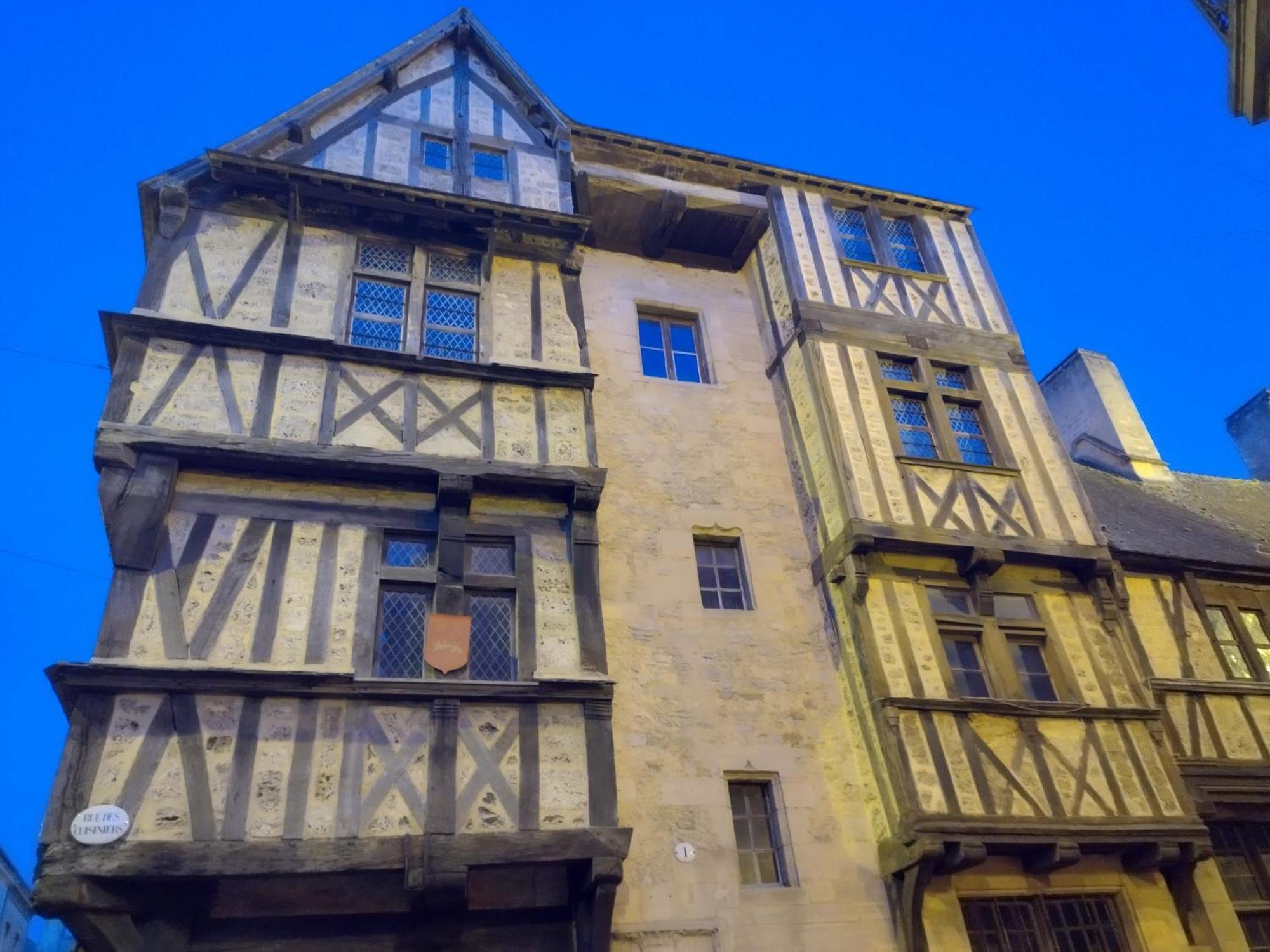 Gite "Au P'Tit Tourois" De Plain-Pied Tout Confort Avec Veranda Proche D'Omaha Beach Et De Bayeux Accueillant Les Animaux Tour-en-Bessin Exterior foto